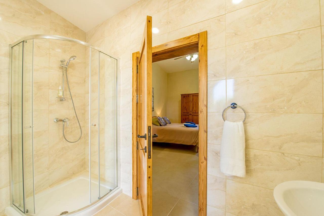 The Harbour Holiday Home Għajnsielem Esterno foto
